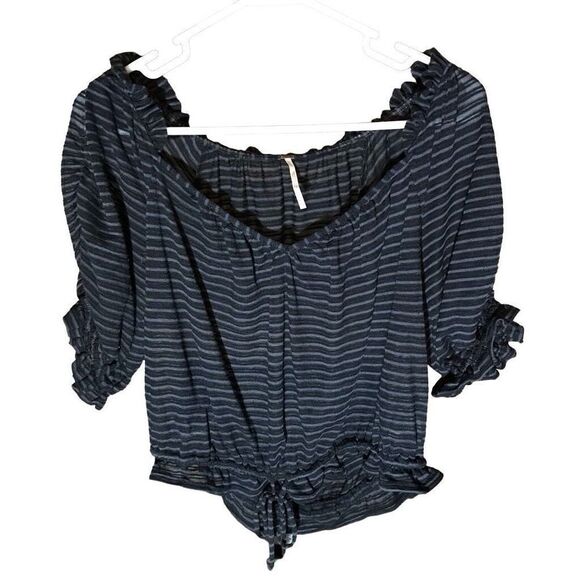 Free People black gray crop top gathered semi sheer short sleeve blouse Size Med - Picture 1 of 5